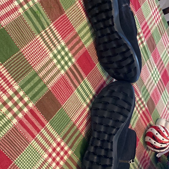 Sketchers air cooled goga mat size 11, black. Wore one time only. - Picture 3 of 5
